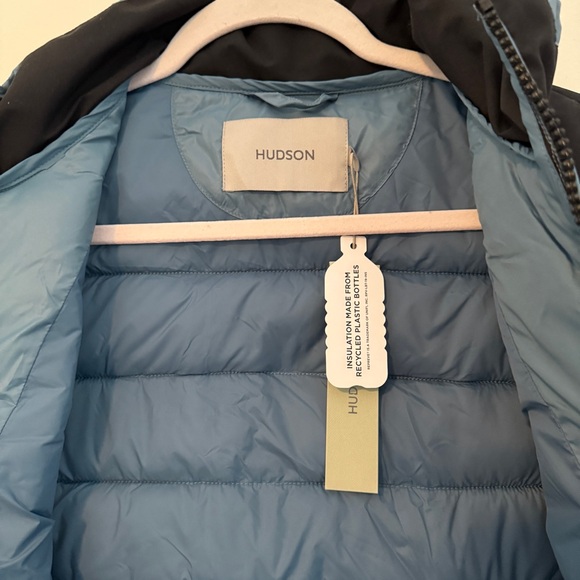 Hudson Blue Lightweight Puffer Jacket - Picture 5 of 9